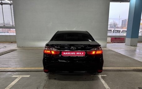 Toyota Camry, 2016 год, 2 250 000 рублей, 2 фотография
