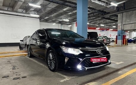 Toyota Camry, 2016 год, 2 250 000 рублей, 4 фотография