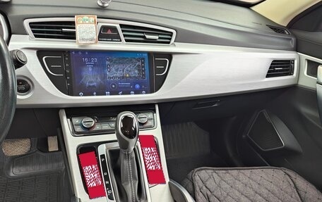 Geely Atlas I, 2019 год, 1 800 000 рублей, 12 фотография
