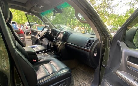 Toyota Land Cruiser 200, 2011 год, 2 500 000 рублей, 8 фотография