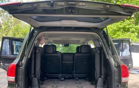 Toyota Land Cruiser 200, 2011 год, 2 500 000 рублей, 10 фотография