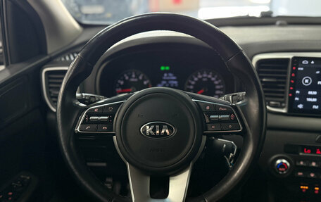 KIA Sportage IV рестайлинг, 2021 год, 2 492 000 рублей, 10 фотография