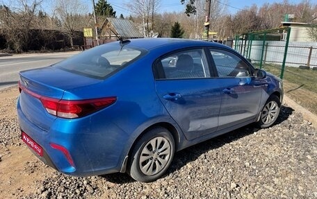 KIA Rio IV, 2017 год, 890 000 рублей, 1 фотография