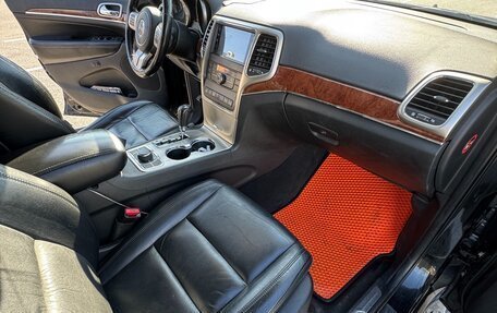 Jeep Grand Cherokee, 2011 год, 1 850 000 рублей, 6 фотография