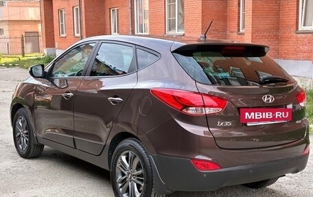 Hyundai ix35 I рестайлинг, 2015 год, 1 800 000 рублей, 14 фотография