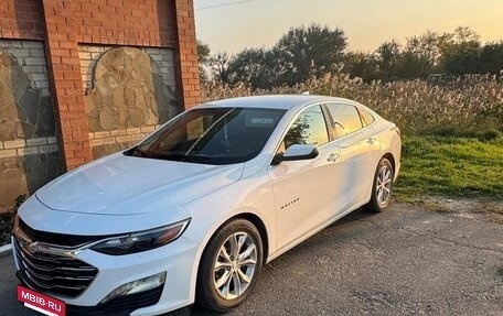 Chevrolet Malibu IX, 2019 год, 1 550 000 рублей, 2 фотография