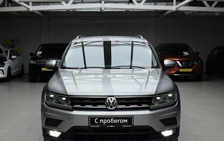 Volkswagen Tiguan II, 2017 год, 2 600 000 рублей, 2 фотография