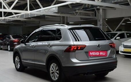 Volkswagen Tiguan II, 2017 год, 2 600 000 рублей, 5 фотография