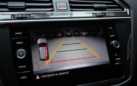 Volkswagen Tiguan II, 2017 год, 2 600 000 рублей, 14 фотография
