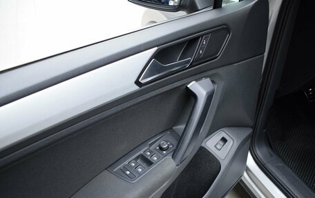 Volkswagen Tiguan II, 2017 год, 2 600 000 рублей, 18 фотография