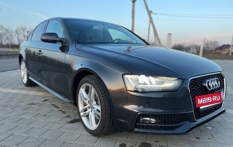 Audi A4, 2015 год, 1 350 000 рублей, 4 фотография