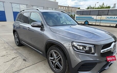Mercedes-Benz GLB, 2021 год, 4 150 000 рублей, 3 фотография