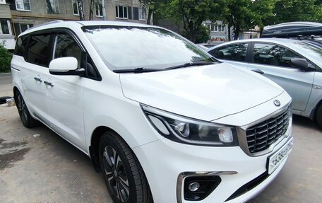 KIA Carnival III, 2020 год, 2 800 000 рублей, 2 фотография