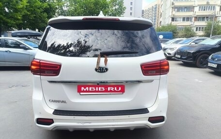 KIA Carnival III, 2020 год, 2 800 000 рублей, 4 фотография