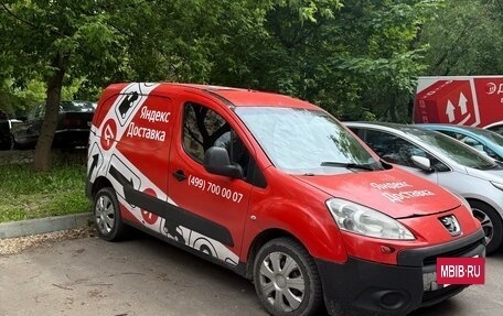 Peugeot Partner II рестайлинг 2, 2009 год, 370 000 рублей, 4 фотография