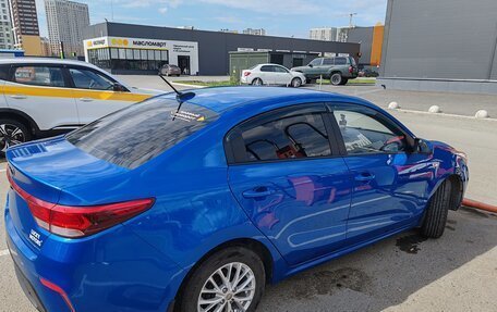 KIA Rio IV, 2017 год, 1 300 000 рублей, 4 фотография