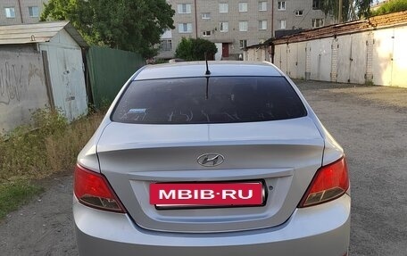 Hyundai Solaris II рестайлинг, 2015 год, 550 000 рублей, 4 фотография