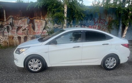 Hyundai Solaris II рестайлинг, 2014 год, 725 000 рублей, 3 фотография