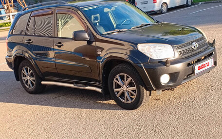 Toyota RAV4, 2004 год, 950 000 рублей, 2 фотография