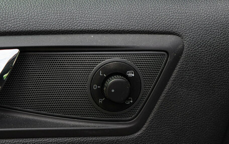 Skoda Yeti I рестайлинг, 2015 год, 1 730 000 рублей, 16 фотография