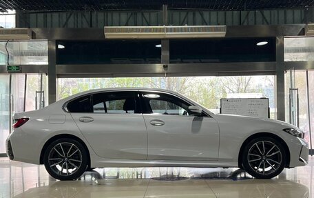 BMW 3 серия, 2022 год, 2 690 000 рублей, 7 фотография