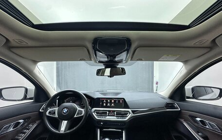 BMW 3 серия, 2022 год, 2 710 000 рублей, 10 фотография