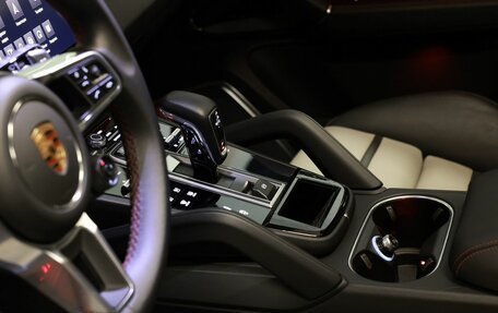 Porsche Cayenne III, 2022 год, 13 990 000 рублей, 23 фотография