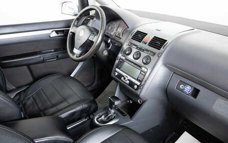 Volkswagen Touran III, 2008 год, 799 000 рублей, 11 фотография
