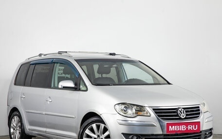 Volkswagen Touran III, 2008 год, 799 000 рублей, 2 фотография