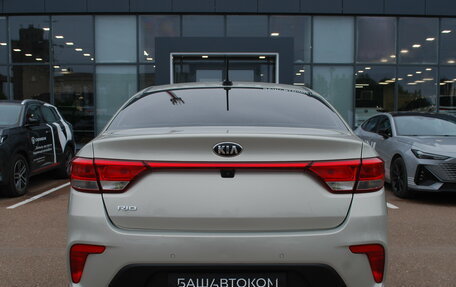 KIA Rio IV, 2017 год, 1 380 000 рублей, 6 фотография