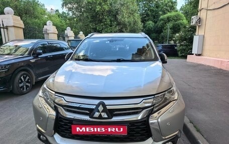 Mitsubishi Pajero Sport III рестайлинг, 2017 год, 3 150 000 рублей, 1 фотография