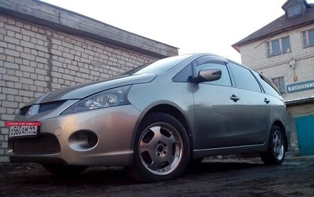 Mitsubishi Grandis, 2006 год, 560 000 рублей, 4 фотография