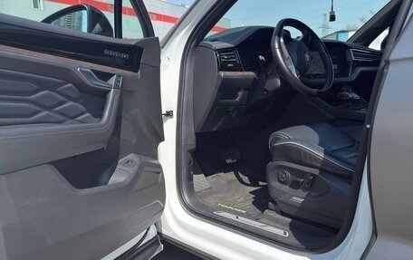 Volkswagen Touareg III, 2021 год, 5 890 000 рублей, 13 фотография