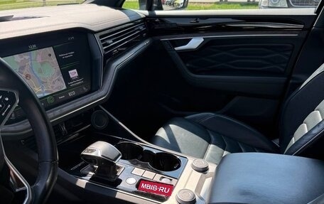Volkswagen Touareg III, 2021 год, 5 890 000 рублей, 7 фотография