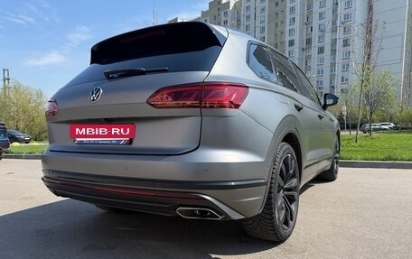 Volkswagen Touareg III, 2021 год, 5 890 000 рублей, 21 фотография