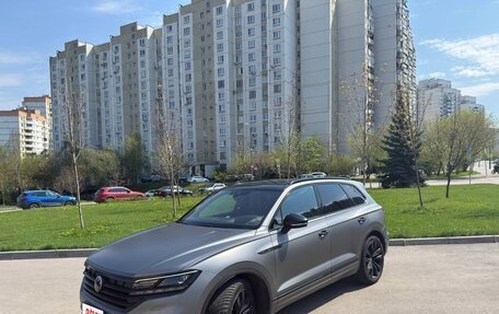 Volkswagen Touareg III, 2021 год, 5 890 000 рублей, 30 фотография