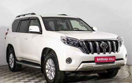 Toyota Land Cruiser Prado 150 рестайлинг 2, 2017 год, 4 100 000 рублей, 2 фотография