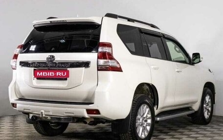 Toyota Land Cruiser Prado 150 рестайлинг 2, 2017 год, 4 100 000 рублей, 4 фотография
