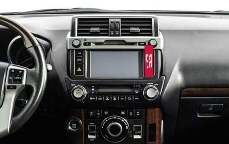 Toyota Land Cruiser Prado 150 рестайлинг 2, 2017 год, 4 100 000 рублей, 14 фотография