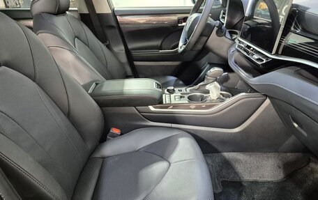 Toyota Highlander, 2026 год, 5 499 000 рублей, 19 фотография