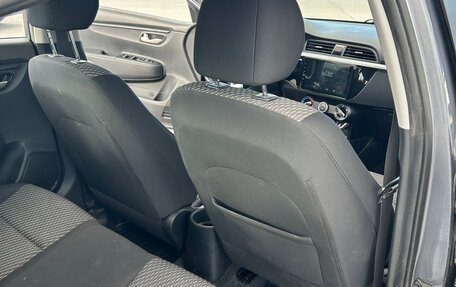 KIA Rio IV, 2018 год, 1 390 000 рублей, 14 фотография