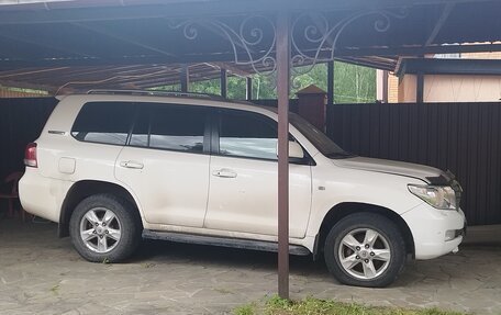 Toyota Land Cruiser 200, 2011 год, 3 500 000 рублей, 2 фотография