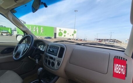 Ford Escape II, 2004 год, 590 000 рублей, 11 фотография