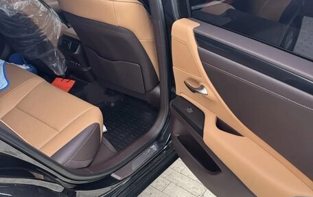 Lexus ES VII, 2020 год, 4 850 000 рублей, 14 фотография