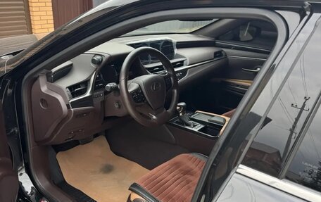 Lexus ES VII, 2020 год, 4 850 000 рублей, 13 фотография