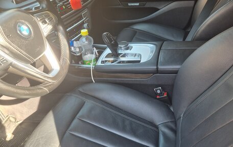BMW 7 серия, 2017 год, 3 150 000 рублей, 13 фотография