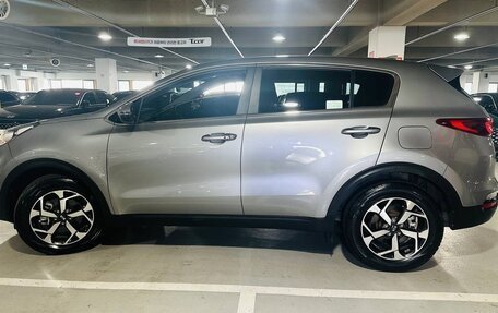 KIA Sportage IV рестайлинг, 2020 год, 1 950 000 рублей, 8 фотография