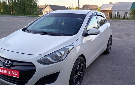 Hyundai i30 II рестайлинг, 2013 год, 590 000 рублей, 4 фотография