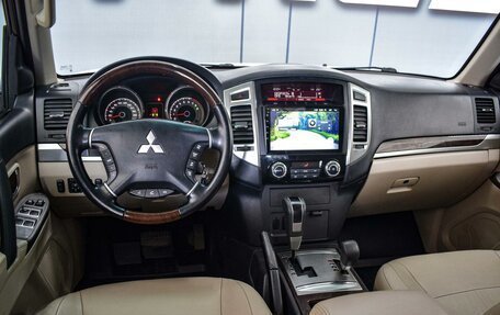 Mitsubishi Pajero IV, 2017 год, 3 000 000 рублей, 6 фотография