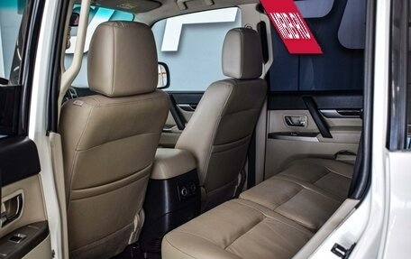 Mitsubishi Pajero IV, 2017 год, 3 000 000 рублей, 11 фотография